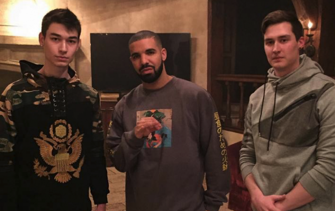 Drake, Hip Hop, Vape, Vapoteur, Tricks Vape, Vape God