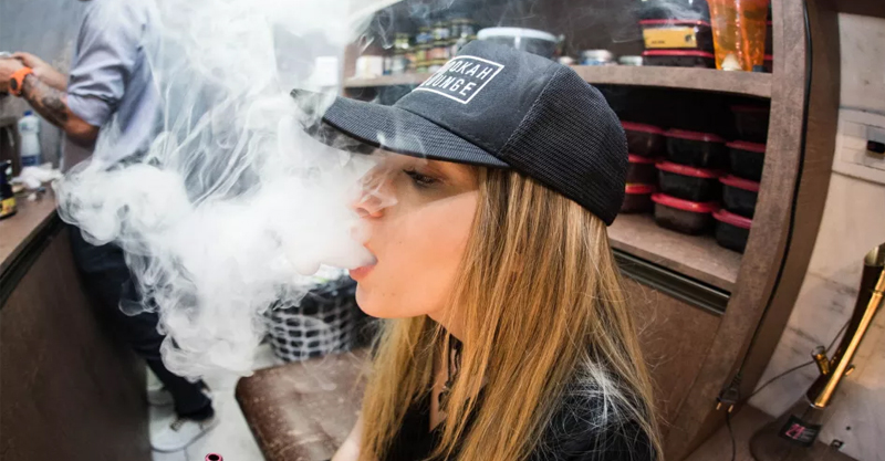 TOP 4 REASONS VAPING IS BETTER THAN TRADITIONAL SMOKING