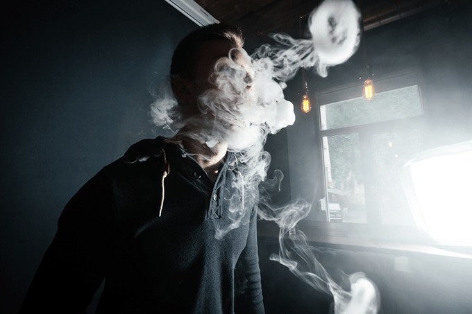 Vape Tricks 101 - How to Do 13 of the Most Popular Smoke Tricks