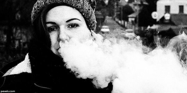 2018: The Year That E-Cigarettes and Vaping Go Mainstream